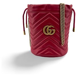 Gucci GG Marmont Bucket Matelasse Leather Mini