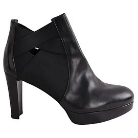 Stuart Weitzman Stiefeletten aus Leder Schwarz