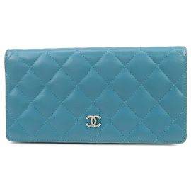 Chanel Bi-Fold Quilted Patent