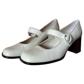 Carel Zapatos Mary Jane de cuero blanco roto