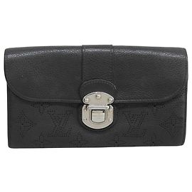 Louis Vuitton Monogram Mahina Portefeuille Iris Long Wallet