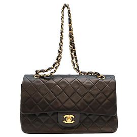Bolso de hombro Chanel de piel de cordero acolchada negra