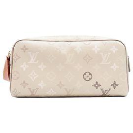 Neceser Louis Vuitton Monogram Surplus Canvas