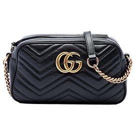 Gucci Bolso bandolera Small GG Marmont Matelassé de piel de becerro negro