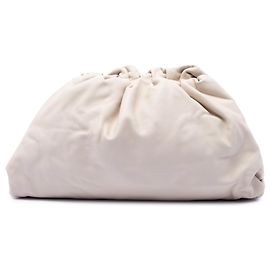 Bottega Veneta The Pouch in nappa bianca