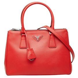 Prada Galleria Handtasche aus rotem Saffiano-Leder