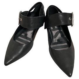 Autre Marque Chaussures plates à bout pointu Diesel