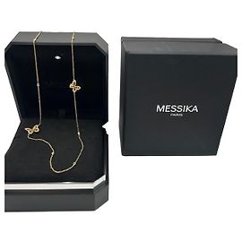 Messika Butterfly necklace in yellow gold, diamonds and butterflies