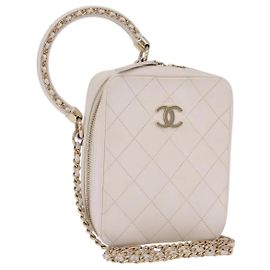 Bolsa de mão CHANEL Matelasse com corrente em pele de cordeiro 2way White Gold CC Auth 206465M
