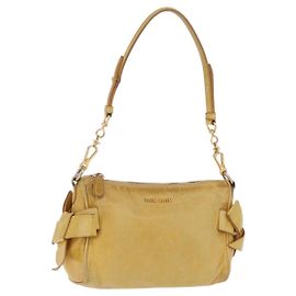 Borsa a tracolla Miu Miu in pelle Giallo Oro Auth 167727A