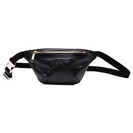 Bolso cinturón Gucci de piel de becerro perforada negra con relieve GG