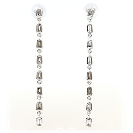 Autre Marque Pendientes colgantes elegantes en oro blanco de 18K