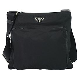 Prada Sac Messenger Medium en Tessuto Matelassé avec Poche Avant