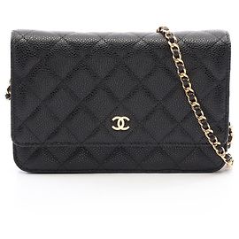 Bolsa de Ombro Chanel Matelassé Preta