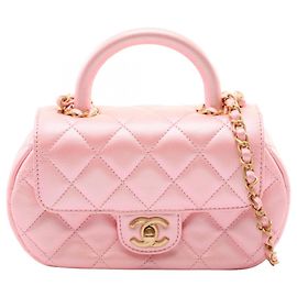 Bolsa de Ombro 2-Way Chanel Matelassé com Alça de Mão