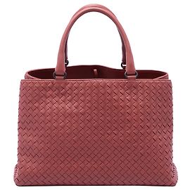 Bottega Veneta Milano Tote aus rotem Nappa Intrecciato