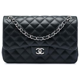 Chanel Black Jumbo Classic Lambskin Double Flap