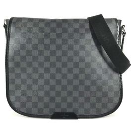 Louis Vuitton Damier Graphite Daniel GM Tasche