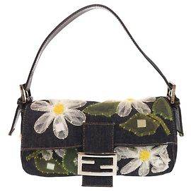 Fendi Flower Mamma Bucket Schultertasche