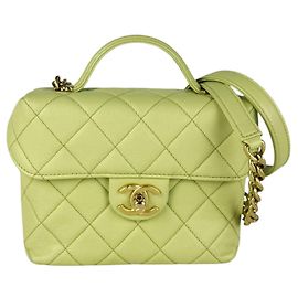 Chanel Schultertasche in Grün und Gelb