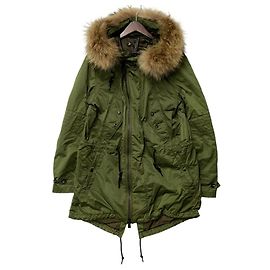 Autre Marque Blackbarrett by Neil Barrett Parka verde con cappuccio in pelliccia