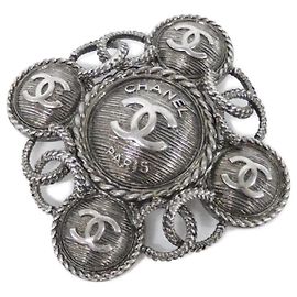 Broche Chanel 58730