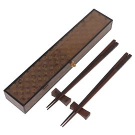 LOUIS VUITTON Essstäbchen-Set Wood VIP Only Brown M99171 Auth BA15582V