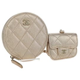 CHANEL Matelassé Münzbeutel & AirPods Pro Case Lamb Skin Gold CC Auth 206296M