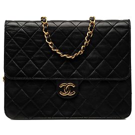 Sac bandoulière Chanel Small CC Quilted Lambskin Single Flap Noir
