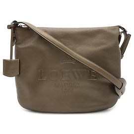 Bolsa de Ombro Loewe Heritage em Couro Metalizado