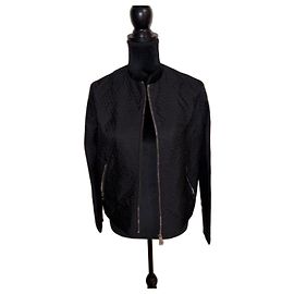 Deslumbrante casaco Prada