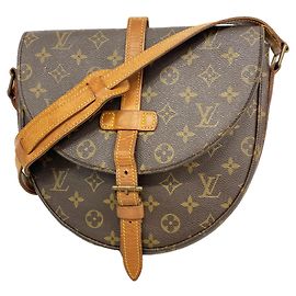 Bolsa de Ombro Louis Vuitton Monogram Chantilly GM