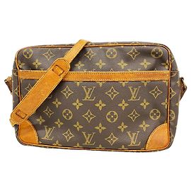 Bolsa de Ombro Louis Vuitton Monogram Trocadero 30