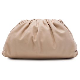 Bottega Veneta The Pouch en lambskin marron