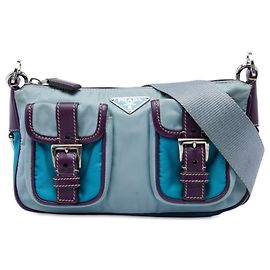 Bolso de hombro Prada de Tessuto con ribetes de Saffiano azul, bolsillo frontal y cierre de cremallera