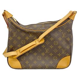 Bolso de hombro Louis Vuitton Monogram Boulogne 30