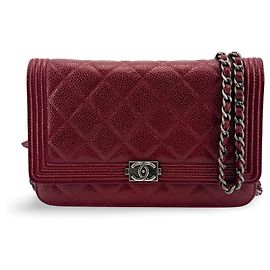 Chanel Boy Wallet on Short Chain in pelle di agnello matelassé