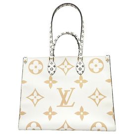 Bolso Tote Louis Vuitton Monogram Giant OnTheGo GM