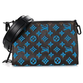 Louis Vuitton Triangle Messenger Blue Tuffetage Sac Bandoulière