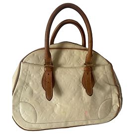 Louis Vuitton Monogram Vernis Alma PM