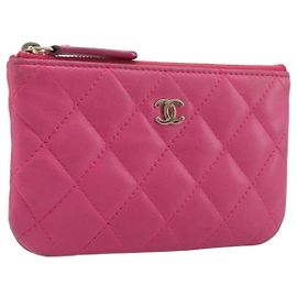 Porte-monnaie CHANEL Matelasse en agneau Rose avec détails dorés CC Auth BA16109