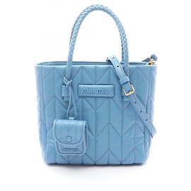 Miu Miu NAPPA TRAPUNTAT Handtasche in Blau