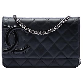 Chanel Cambon Ligne Wallet On Chain aus schwarzem gestepptem Lammleder