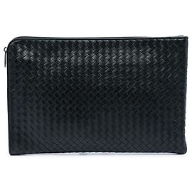 Bottega Veneta Portfolio Flap Clutch aus schwarzem Nappa Intrecciato Leder