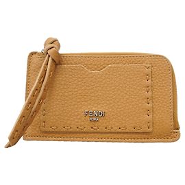 Porta-moedas Fendi Selleria em couro Beige