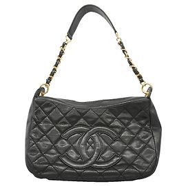Bolso de hombro con cadena Chanel Matelassé