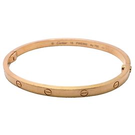 Brazalete Cartier Love Modelo Pequeño Bangle en Oro Amarillo 18K