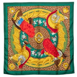Hermès Lenço Hermes Carre 90 CASQUES et PLUMETS