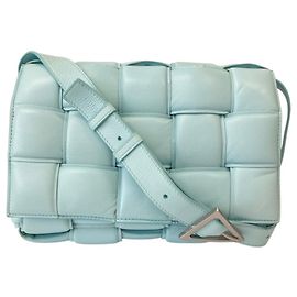 Bottega Veneta Intrecciato Padded Cassette Schultertasche