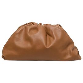 Bottega Veneta The Pouch en lambskin marrón